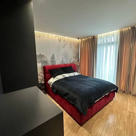 Fia View Luxury تيرانا